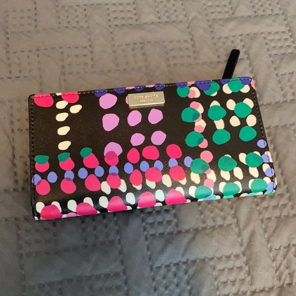 kate spade Handbags - Kate Spade : Laurel Way Bifold Wallet